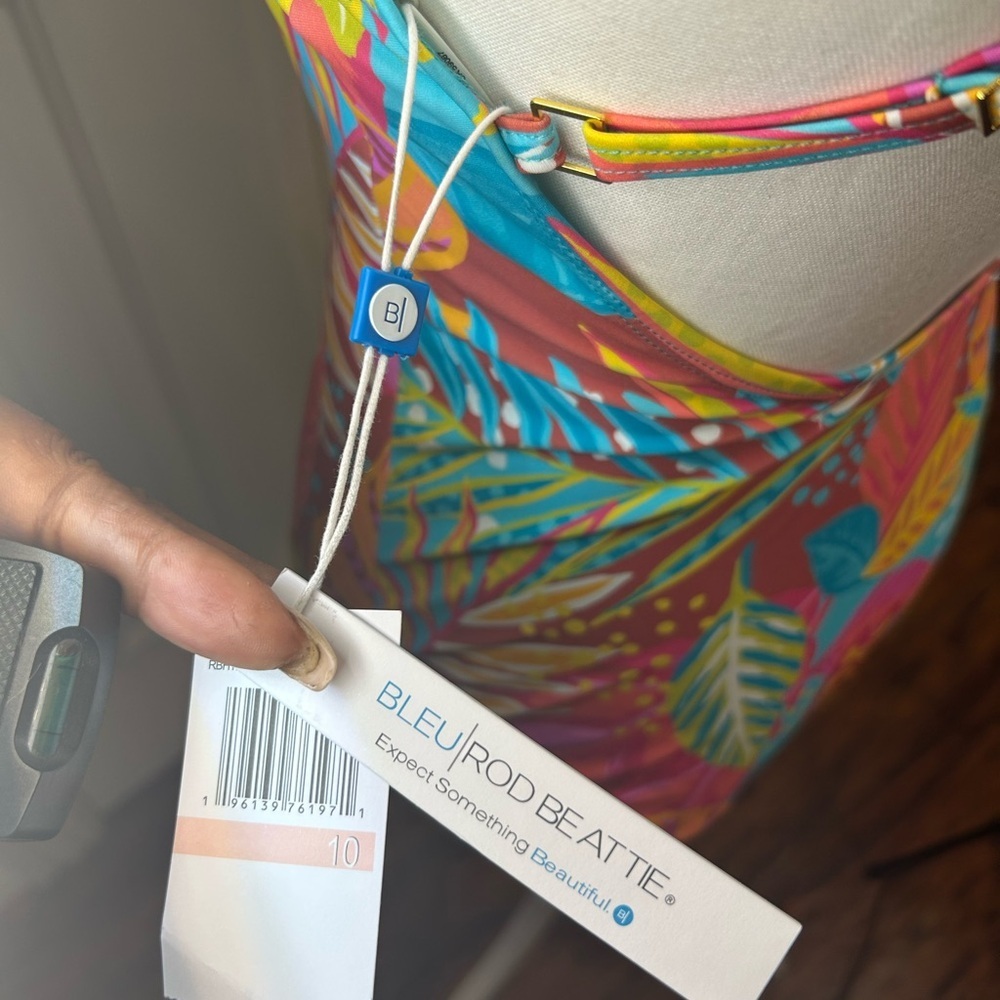 NWT The Heat Is On Tropical Print Bleu Rod Beattie One Piece Swimsuit Size 10 - Picture 5 of 5